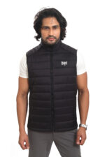 Bearberry Men’s Reversible Lightweight Sleeveless Jacket – 2-in-1 Black & Beige All-Season Body Warmer